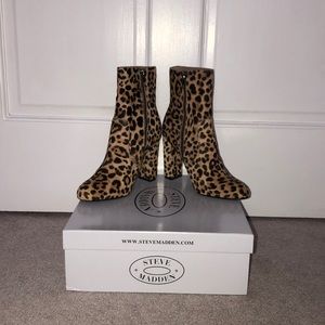 Steve Madden Leopard Bootie Size 6